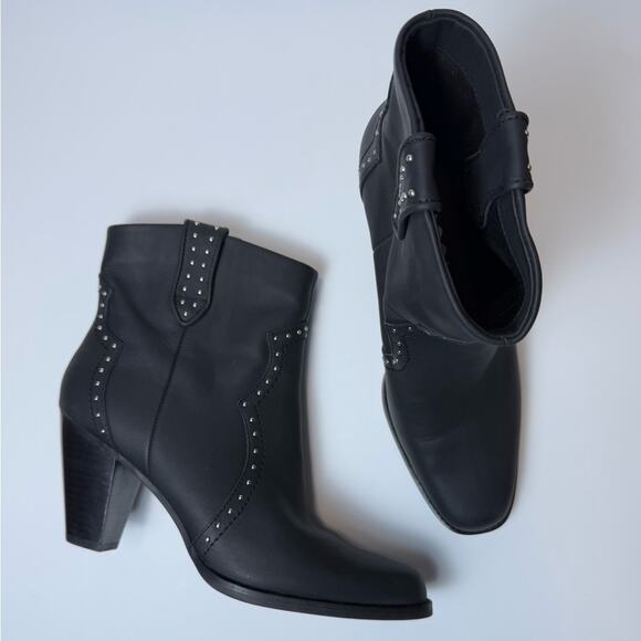 Aerosoles Black Leather Studded Western Heeled Lazu Booties Size 9.5 - Picture 1 of 10